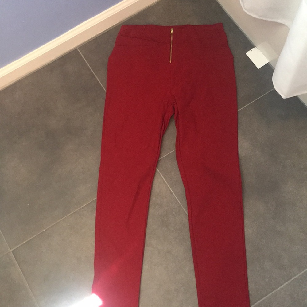 Red high waisted dress pants